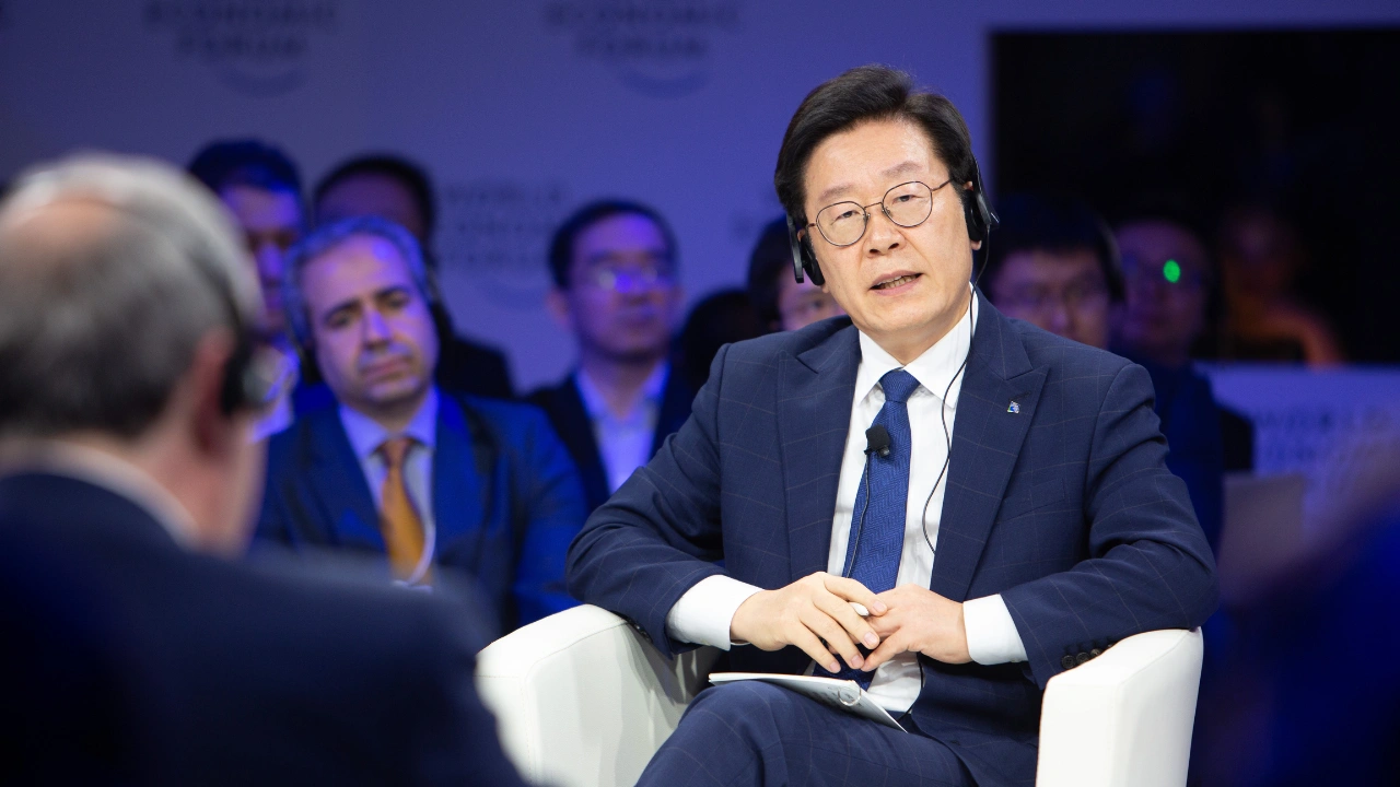 韩国总统候选人力推加密货币 ETF 和韩元稳定币,以吸引年轻人投票 韩国总统候选人力推加密货币 ETF 和韩元稳定币,以吸引年轻人投票